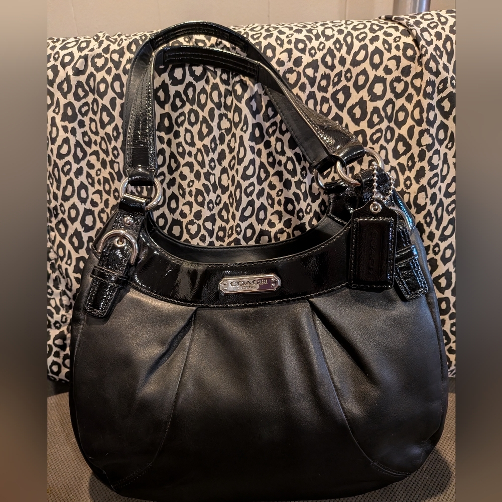 COACH Soho Hobo Purse Black In Mint Condition
